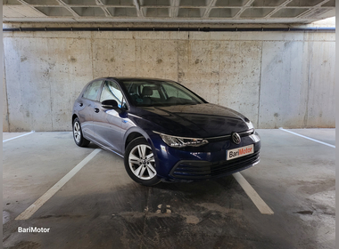Volkswagen - Golf VII