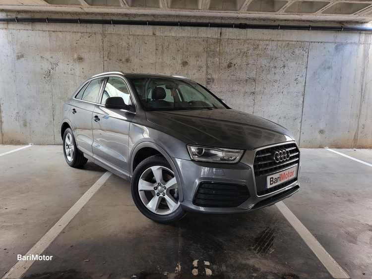 Audi Q3 sport foto miniatura