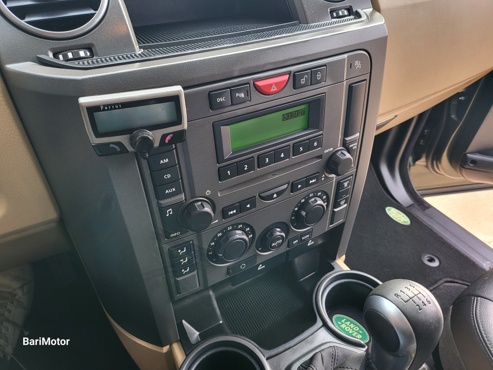 Land Rover Discovery V6 TD HSE foto 17