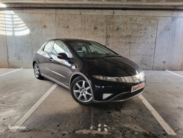 Honda Civic 1.8 Executive foto miniatura
