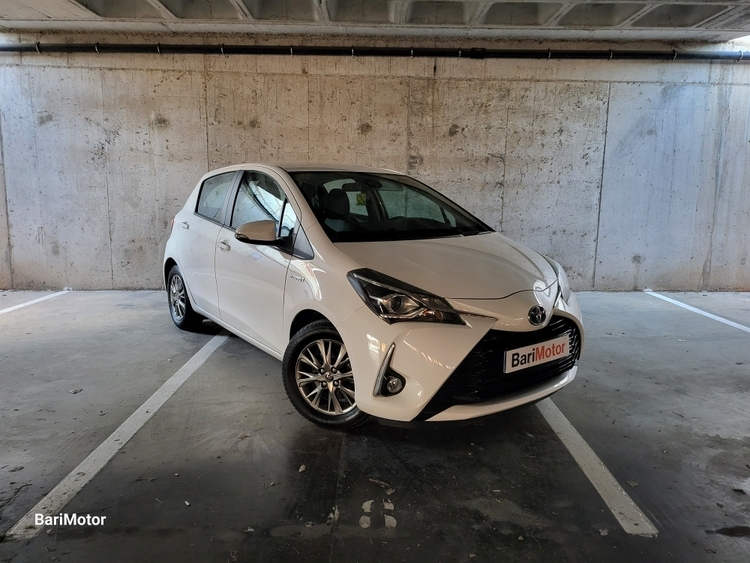 Toyota Yaris Hybrid Active foto miniatura