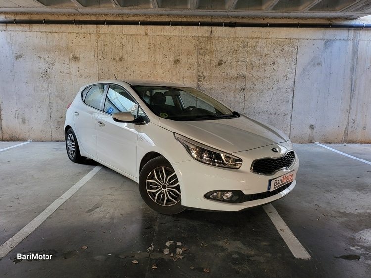 Kia Cee'd Business foto miniatura