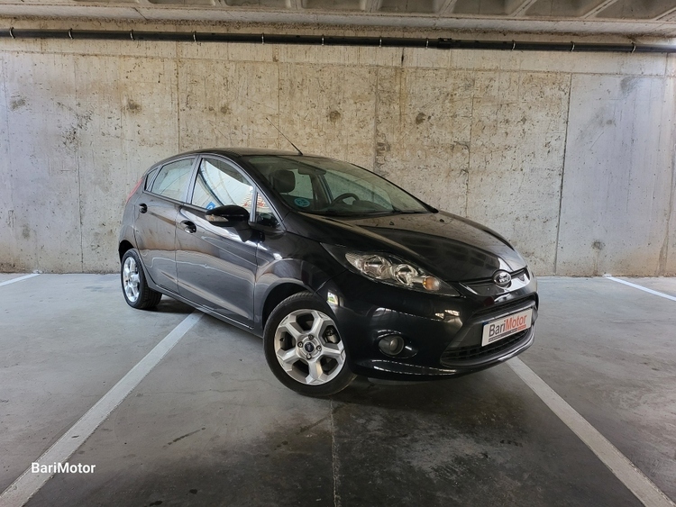 Ford Fiesta Trend foto miniatura