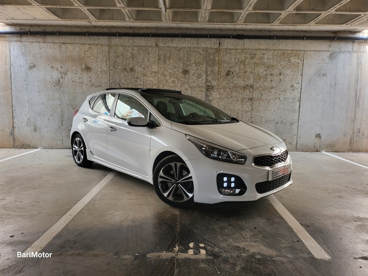 Kia Cee'd Emotion foto miniatura