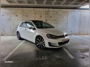 Volkswagen - Golf VII